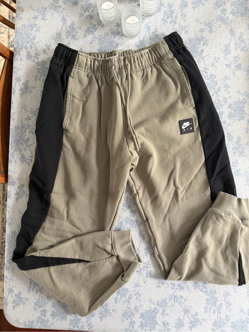 Nike Olive Green & Black Fleece Sweatpants. Never worn